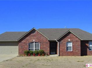18900 S Canyon Creek Rd, Claremore, OK 74017