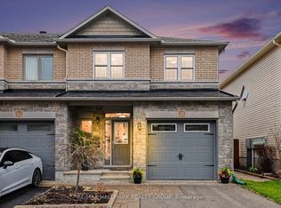 217 Gossamer St, Ottawa, ON K1W0B9
