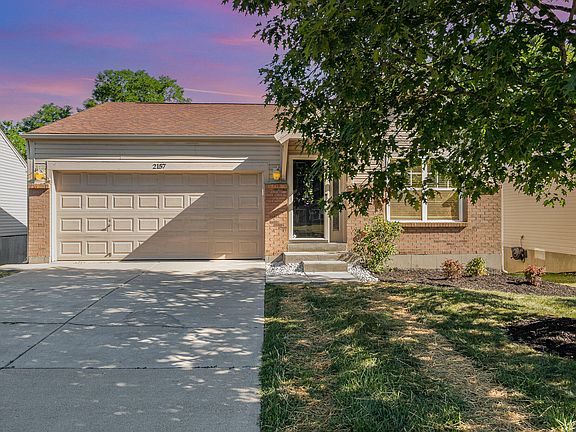 2nd image of 2157 Antoinette Way