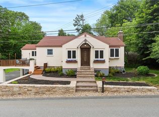 1 Cook St, Hopedale, MA 01747