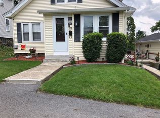 158 King Philip Rd, Worcester, MA 01606