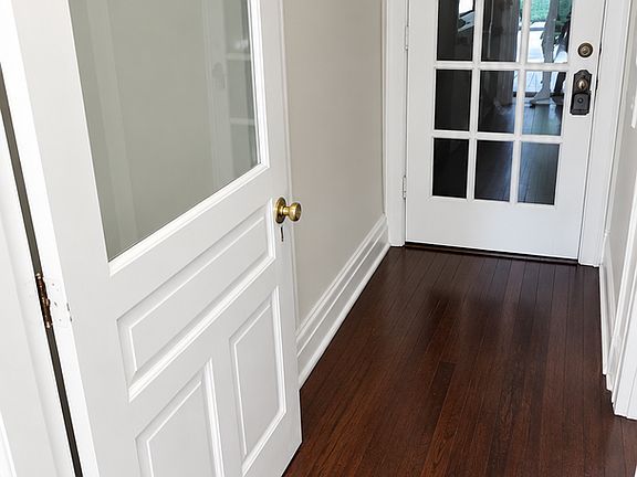3rd image of 504 W King St #2
