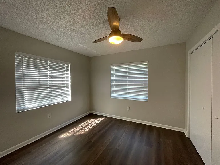 1223 Pamela St — Photo 30