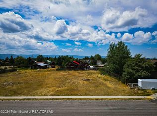 820 Dusty Trl, Driggs, ID 83422