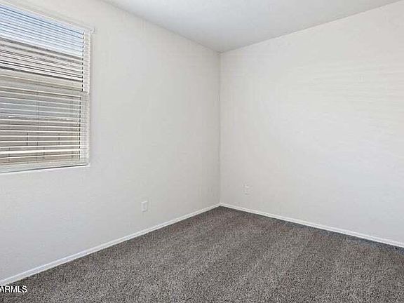 5th image of 1566 E FLETCHER Drive