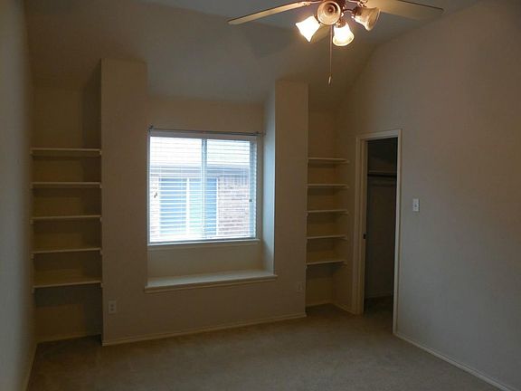 5th image of 11561 Corsicana Dr