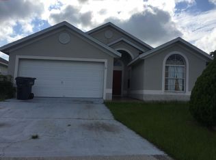 320 Cabrie Ln, Davenport, FL 33897