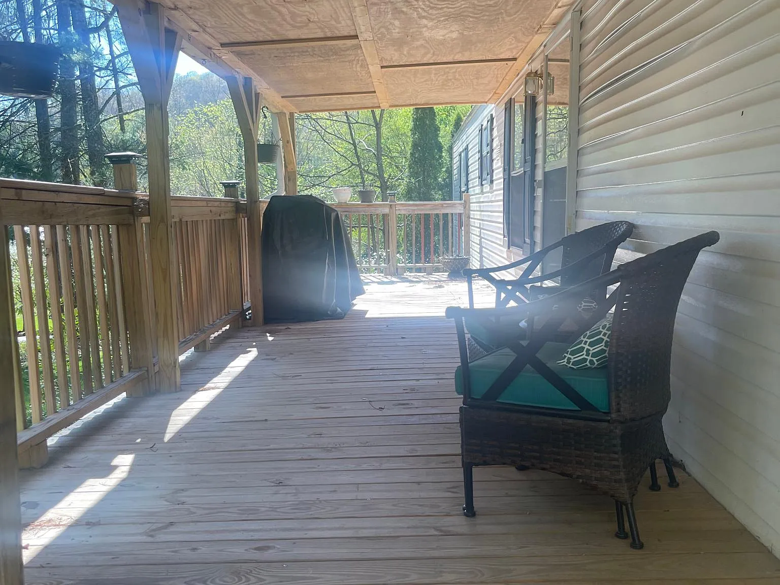 Corey Chelsey Ln, Candler — Photo 2