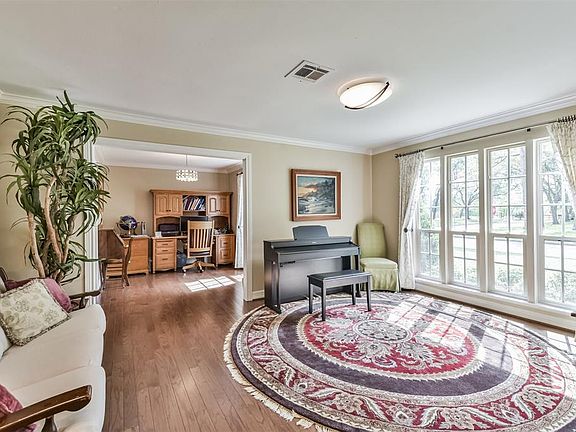 Formal living room. Many owners do use this room for the formal dining to accommodate larger dining room suites.