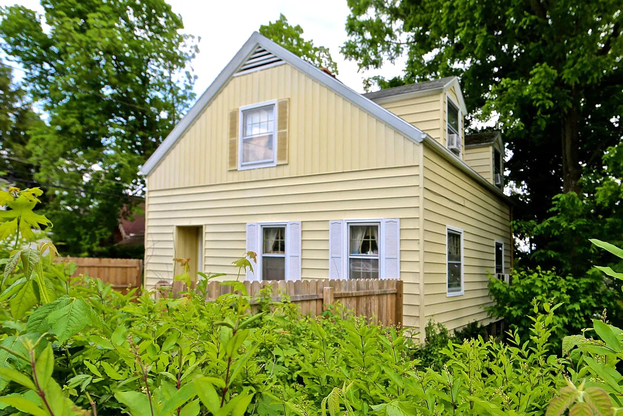 4 W Pleasant St photo 1
