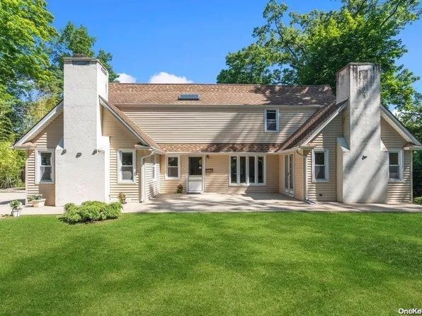 10A Weybridge Road #A, Great Neck, NY 11023