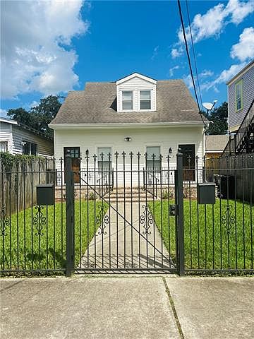 1st image of 2407 Dumaine St