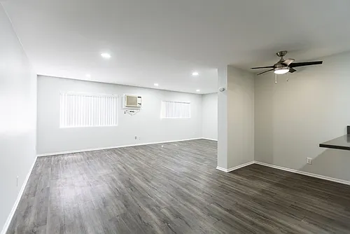 Floor plan 307
