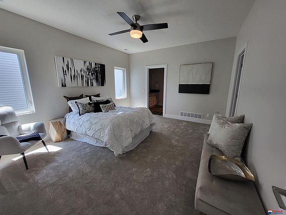 5th image of 5808 S 93rd Pl