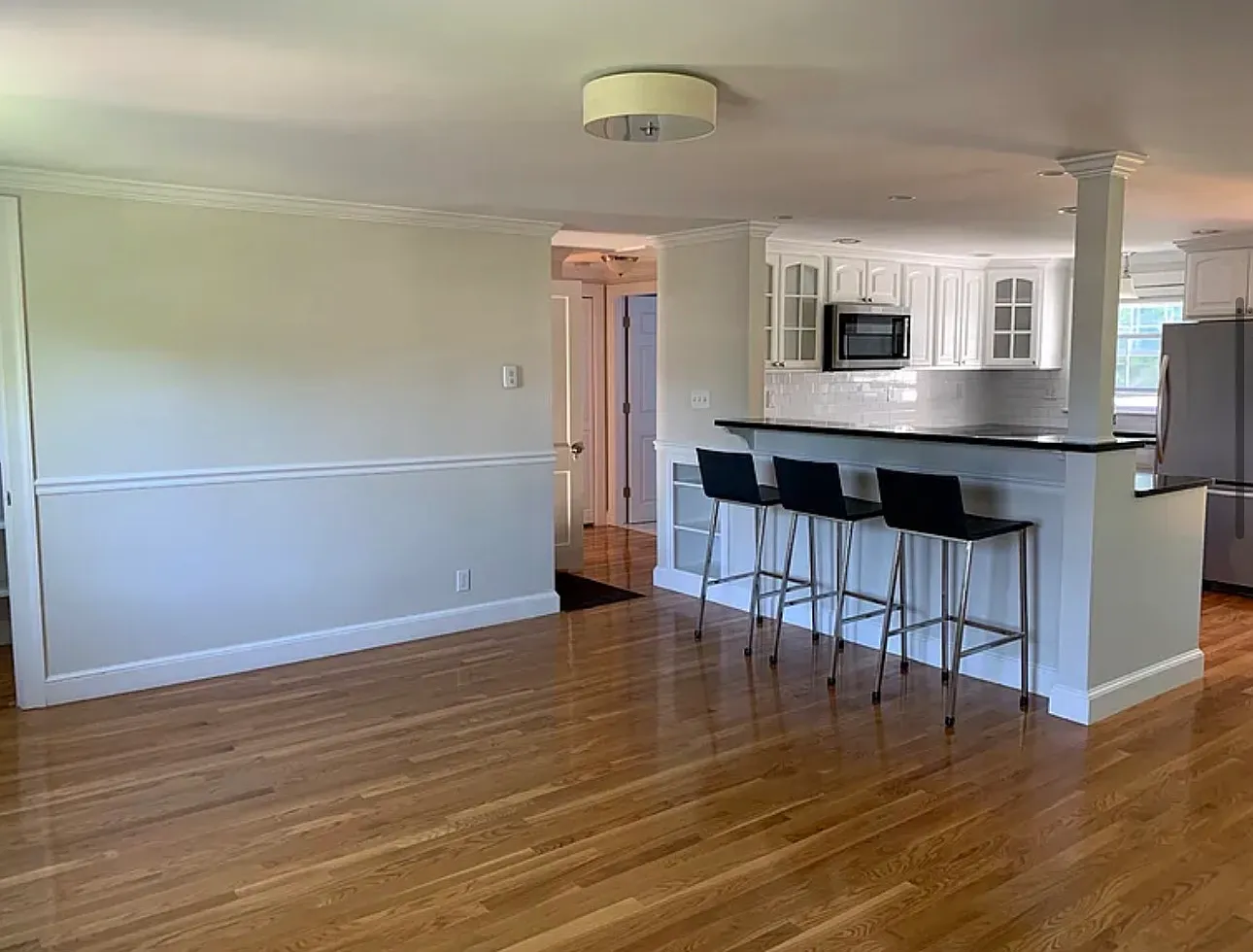 1 bed, 900 sqft, $2,900 — Photo 2