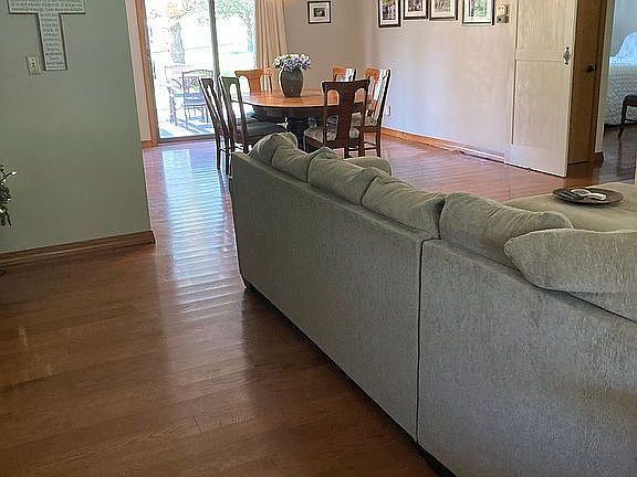 5th image of 522 Nancy Dr