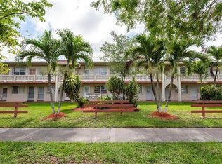 20337 NE 2nd Ave, Miami, FL 33179