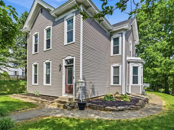 176 Lake St, Delaware, OH 43015