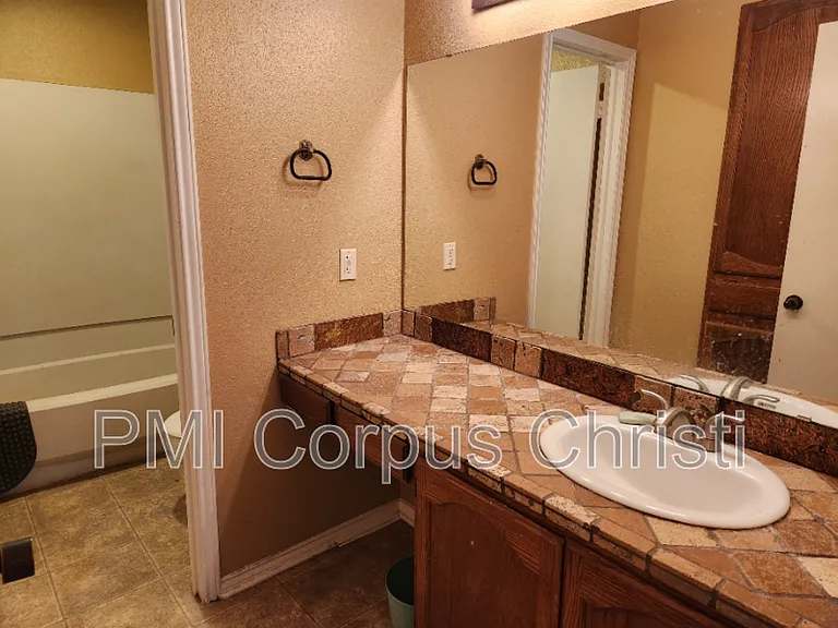 6702 Everhart Rd #A102 — Photo 10