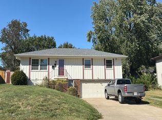 16914 E 31st St S, Independence, MO 64055