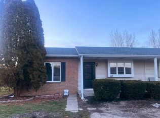 167 Meadows Cir, Crown Pt, IN 46307