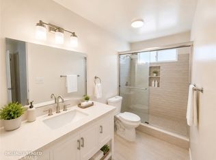 1000 W Macarthur Blvd, Santa Ana, CA 92707