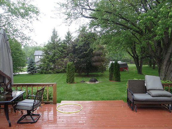 Fire Pit, Deck and Backyard