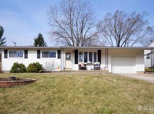 5817 N Graceland Dr, Peoria, IL