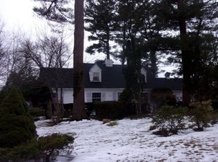 40 Homestead Ave, Weymouth, MA 02188