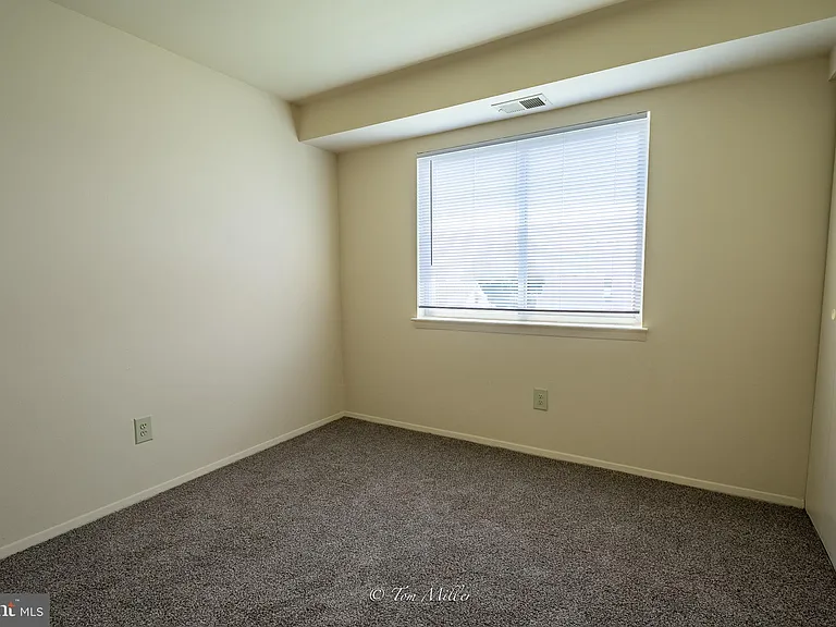 7407 Alvah Ave #F — Photo 15