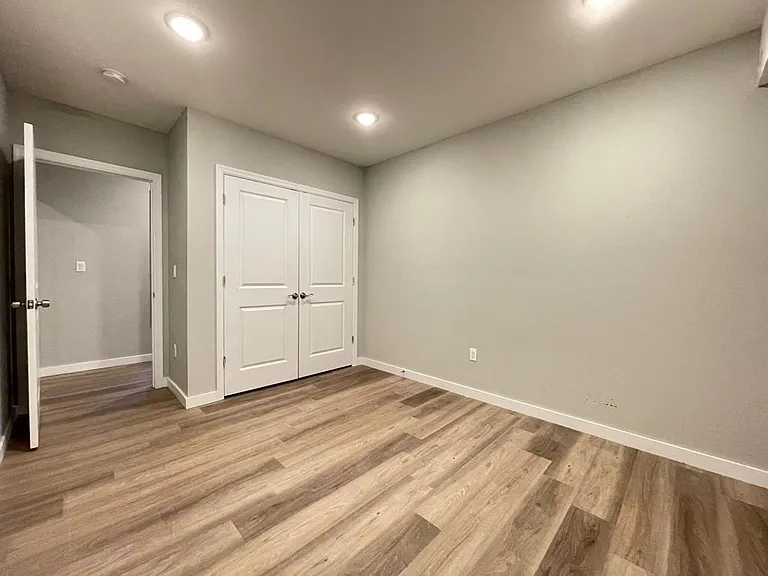 15 Arlington St #1 — Photo 11