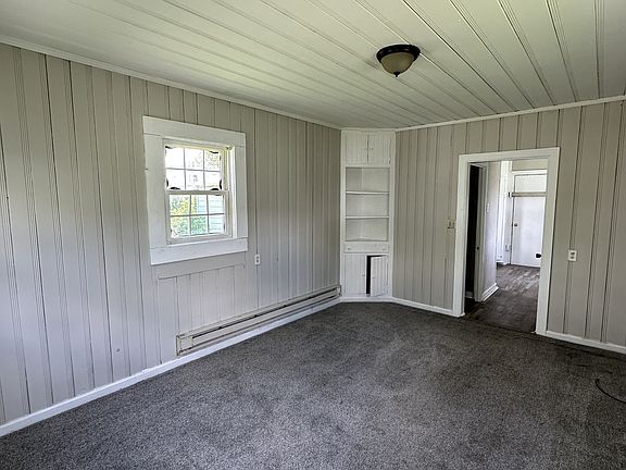 3rd image of 721 1/2 E Willard St