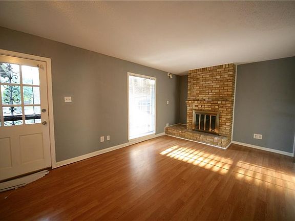 5th image of 4704 McKinney Ave #206