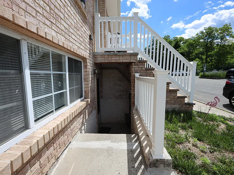 377 Timber Ridge Dr #1 — Photo 2
