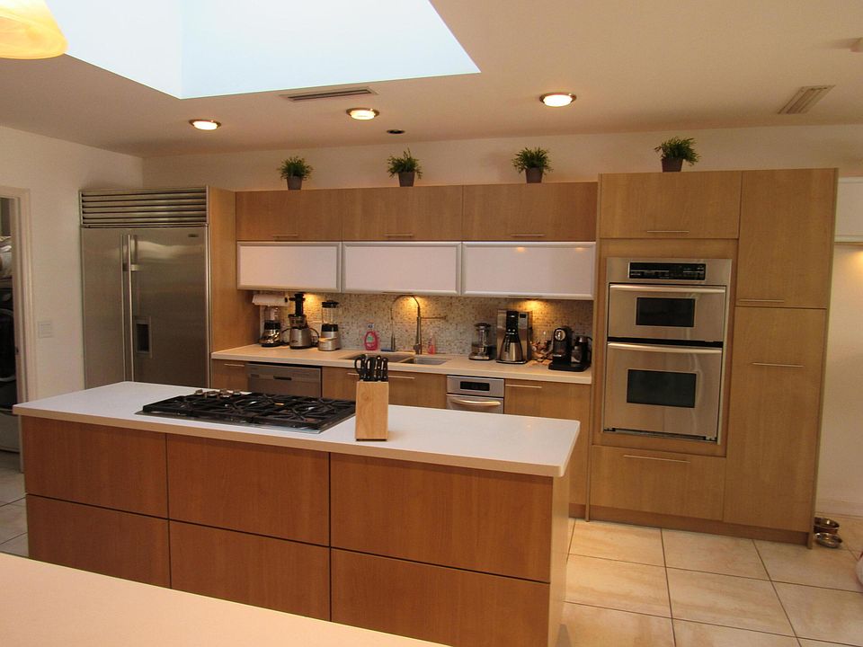 1st image of 185 Palm Avenue