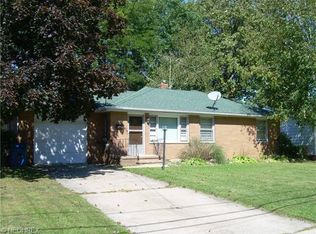 579 E Cassell Ave, Barberton, OH