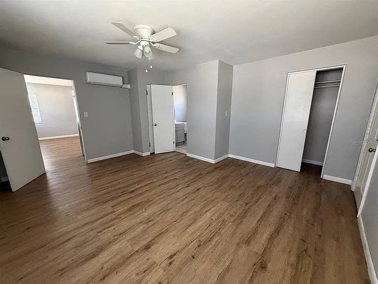 1557 S Clara Ave — Photo 5