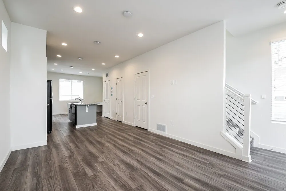2 bed, 2.5 bath, 1133 sqft, $2,340 — Photo 4