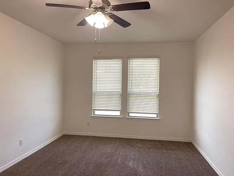 204 Cowboy Way — Photo 4