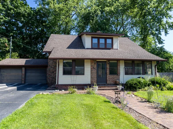 602 Valley Dr, Crawfordsville, IN 47933