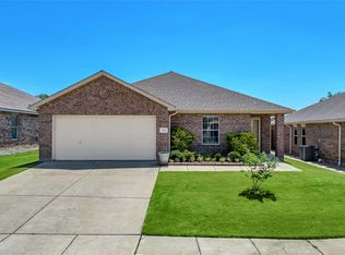 552 Lincoln Ave, Lavon, TX 75166