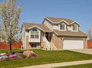 1177 N 100 E, Harrisville, UT 84404