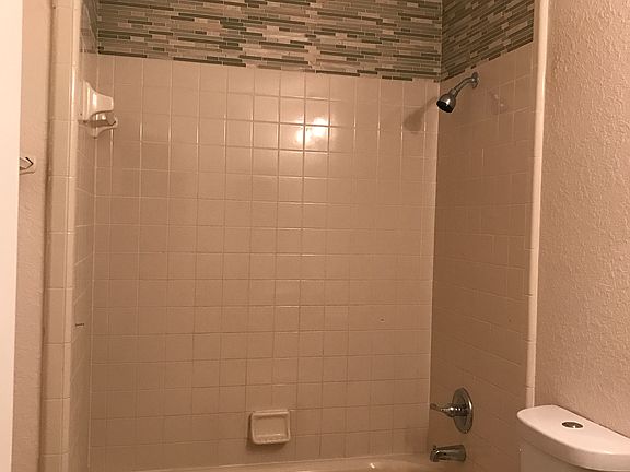 4th image of 62 Lake Daisy Blvd SE