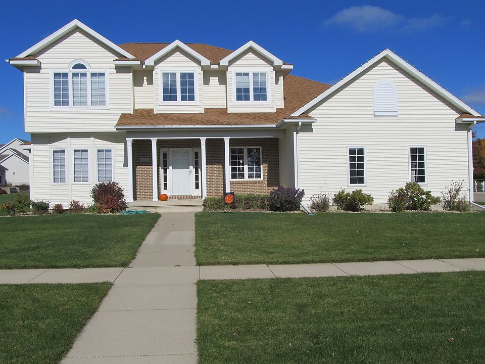 1st image of 1016 Barrington Dr
