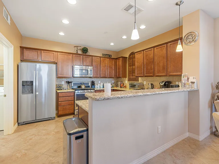 52050 Rosewood Ln #52050 — Photo 22