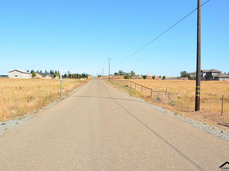 2nd image of 11465 Wilder Rd