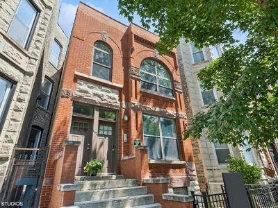 847 N Damen Ave APT 2F, Chicago, IL, 60622