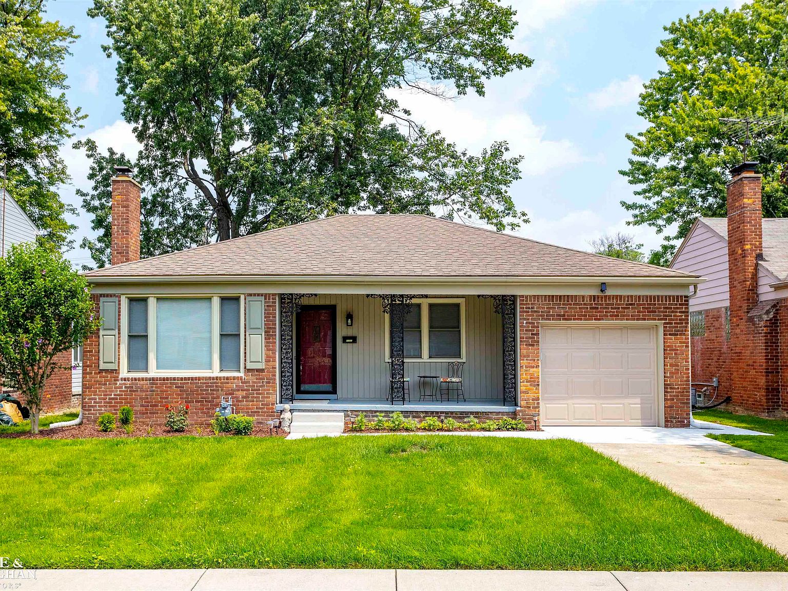 21221 Huntington Ave, Harper Woods, MI 48225 Zillow