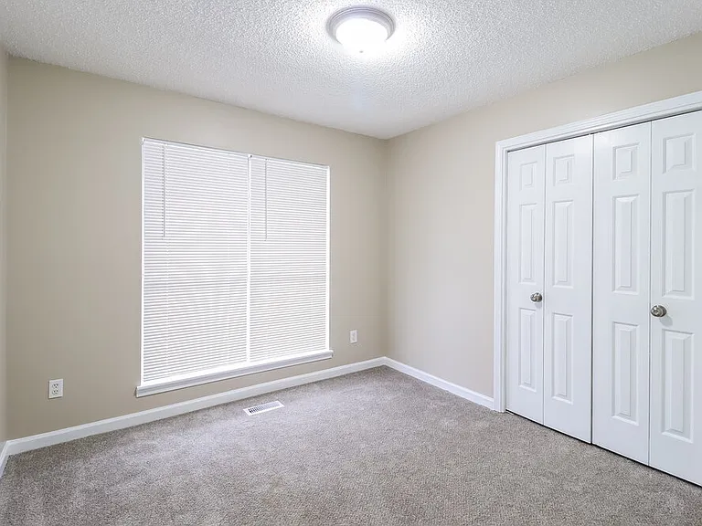 2613 Laburnum Dr — Photo 13