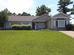 2035 Hunters Ridge Dr, Midway Park, NC 28544